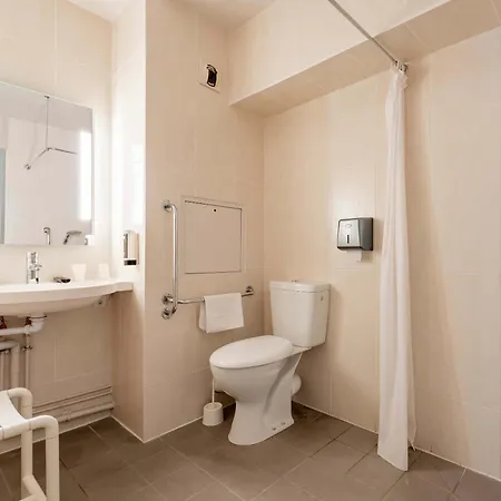 Douai Parc Des Expos Hotel 2*