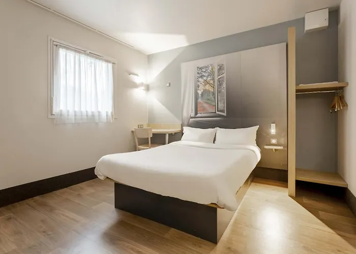 Douai Parc Des Expos 2*