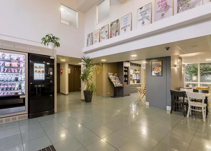 Douai Parc Des Expos Hotel 2*