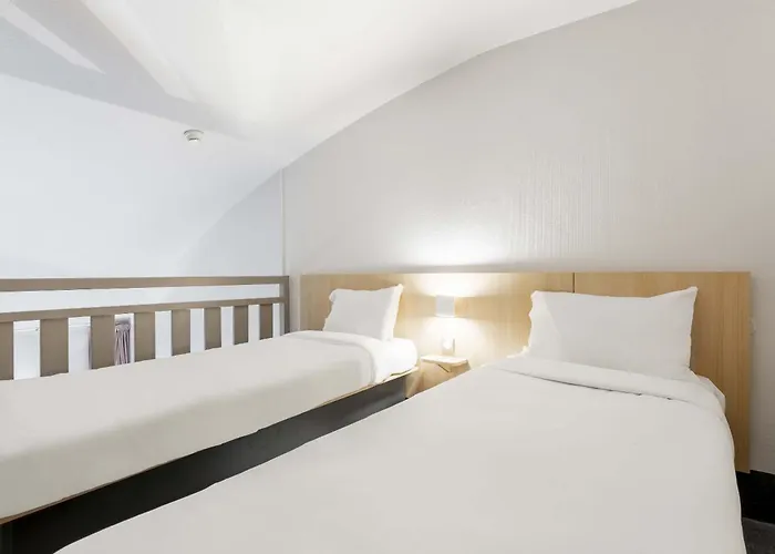 Douai Parc Des Expos 2*