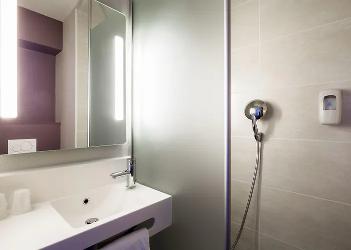 Douai Parc Des Expos Hotel 2*