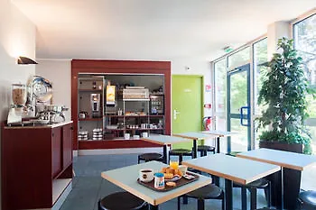 Douai Parc Des Expos 2*